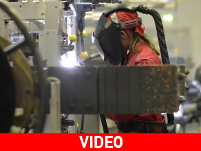 Δείτε πώς φτιάχνεται ένα Αudi R8